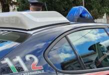 Tre pusher arrestati in un centro spedizioni del Napoletano