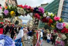 VIDEO- FOTO/ Esplode l’onda festosa e colorata del Carnevale