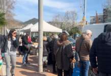 Commercio a Salerno, dove la tradizione vince su Amazon