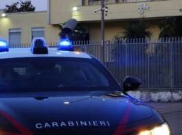 Minaccia e aggredisce la madre che la ospita: 42enne arrestata dai carabinieri