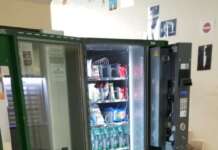 Distributore dell’Istituto Rampone razziato dai ladri: stamattina la scoperta