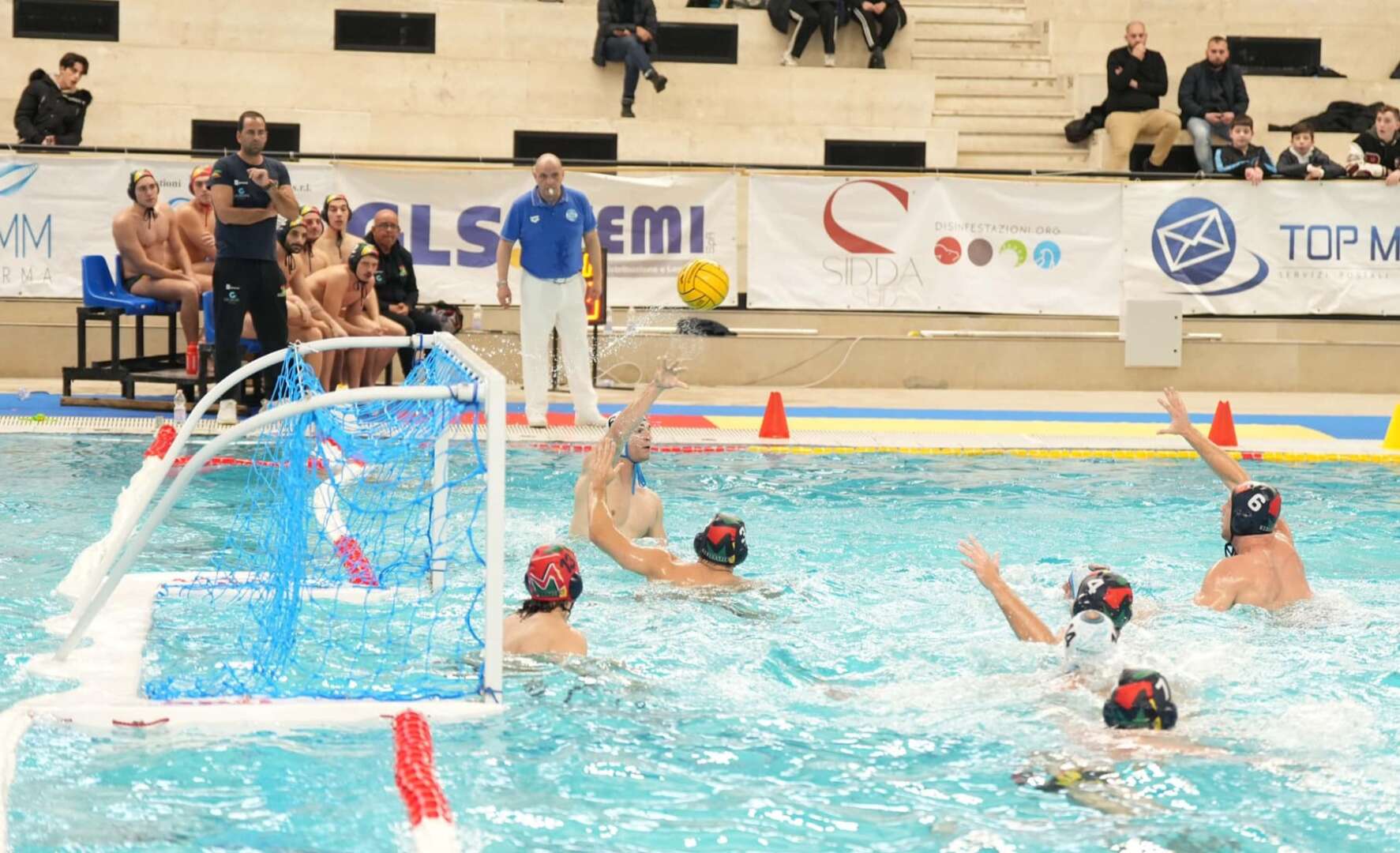 rari nantes florentia vince