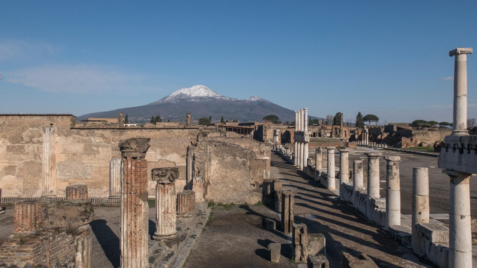 Interpreti Lis da Anteprima24.it interpreti lis e mappe tattili parco pompei accessibile a tutti