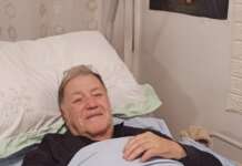 L’ascensore non funziona, sacerdote disabile e ammalato prigioniero in casa: “Aiutatemi”