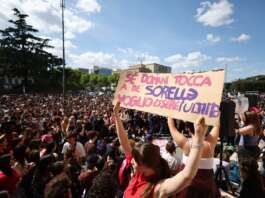 “Per Sara, per Ilaria, per tutte”, anche Avellino scende in piazza