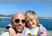 Alba, la collana dedicata alla piccola e papà Luca Trapanese