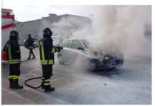 Concessionaria a fuoco lungo l’Appia, non esclusa matrice dolosa