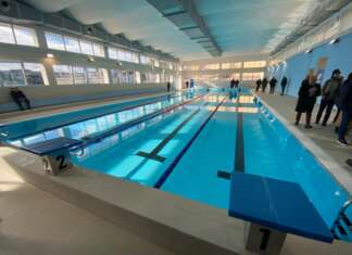 Piscina Collana chiude ad agosto, ripartono polemiche. Il Coni: “Lavori obbligatori”