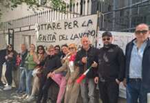 Villa delle Rose, Cava de’ Tirreni: lavoratori in protesta davanti alla sede dell’Asl Salerno