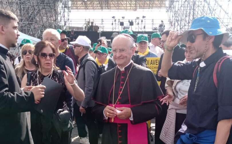 Tremila pellegrinano da Avellino a Roma: un cammino di fede e speranza Tremila pellegrinano da Avellino a Roma: un cammino di fede e speranza