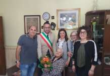 VIDEO- Zi Vituccia, 103 anni e l’augurio dei biancoverdi in A