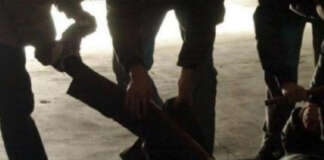 Doppia rissa in centro nella notte a Eboli, tre feriti