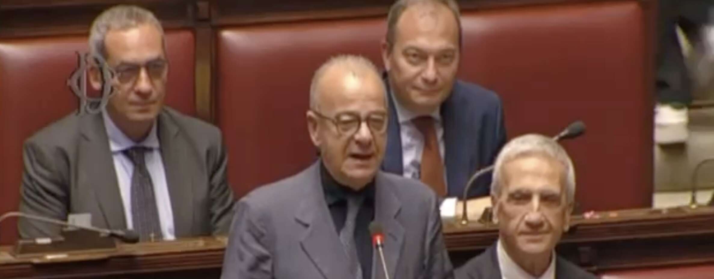 Rotondi alla Camera: “D’Ercole, esempio di lealtà e visione politica” Rotondi alla Camera: “D’Ercole, esempio di lealtà e visione politica”