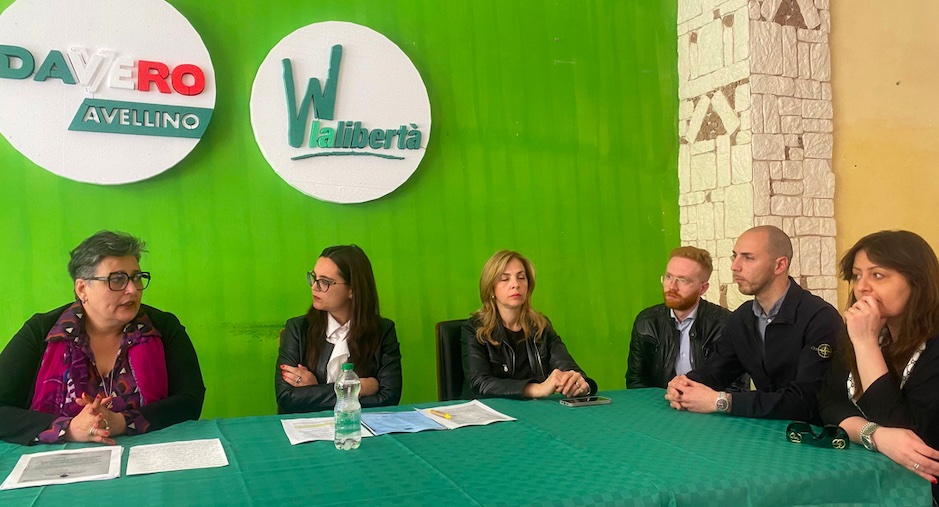 videogruppi festa compatti mai pensato di sfiduciare nargi da Anteprima24.it videogruppi festa compatti mai pensato di sfiduciare nargi