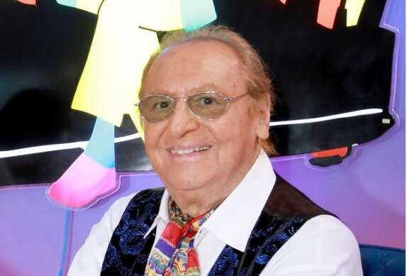 Il Conservatorio “Nicola Sala” di Benevento conferirà a Renzo Arbore il Diploma Accademico Honoris Causa in Canzone Classica Napoletana Il Conservatorio “Nicola Sala” di Benevento conferirà a Renzo Arbore il Diploma Accademico Honoris Causa in Canzone Classica Napoletana