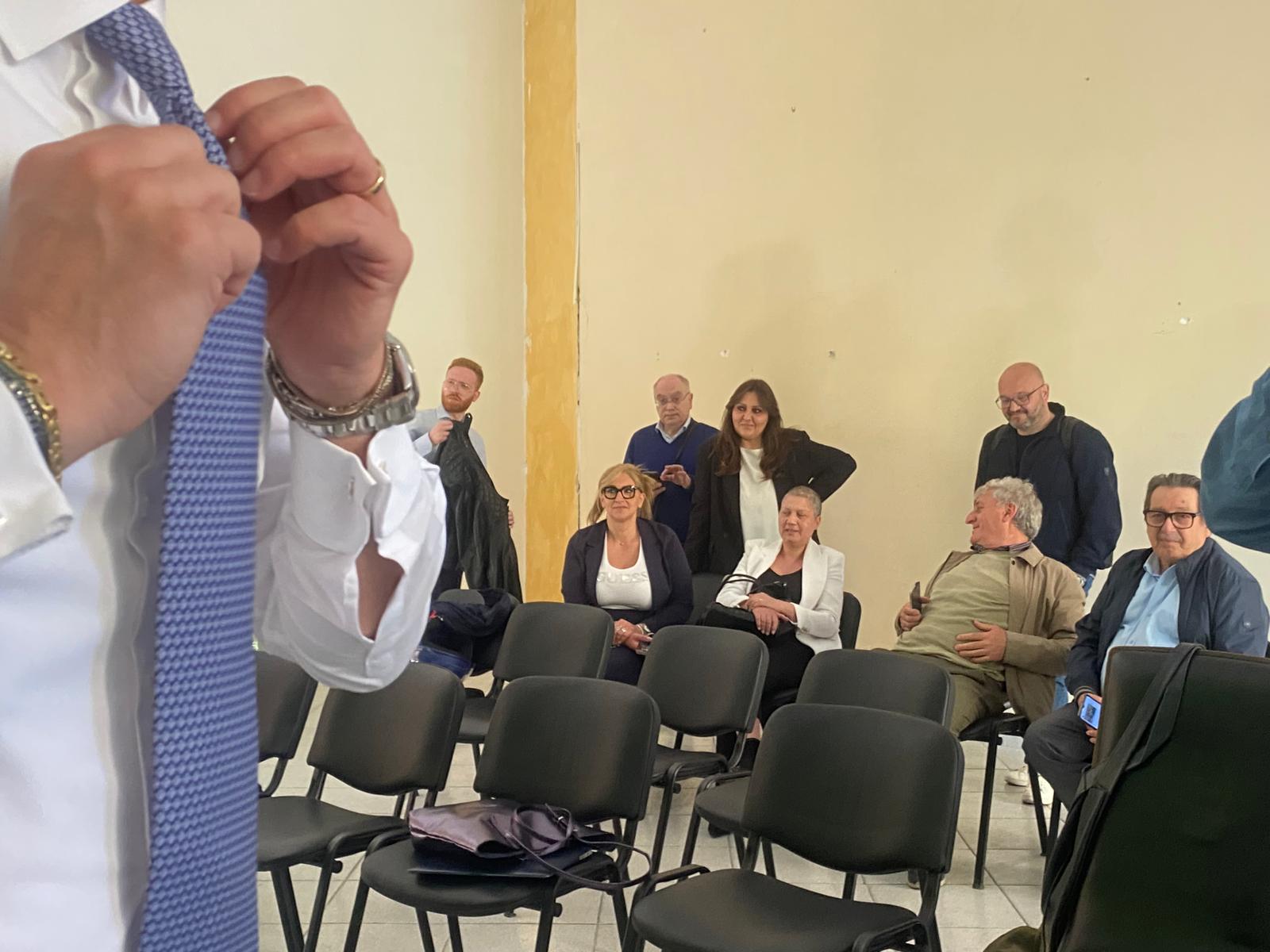 nargi ne revoca tre gli altri quattro assessori festiani si dimettono