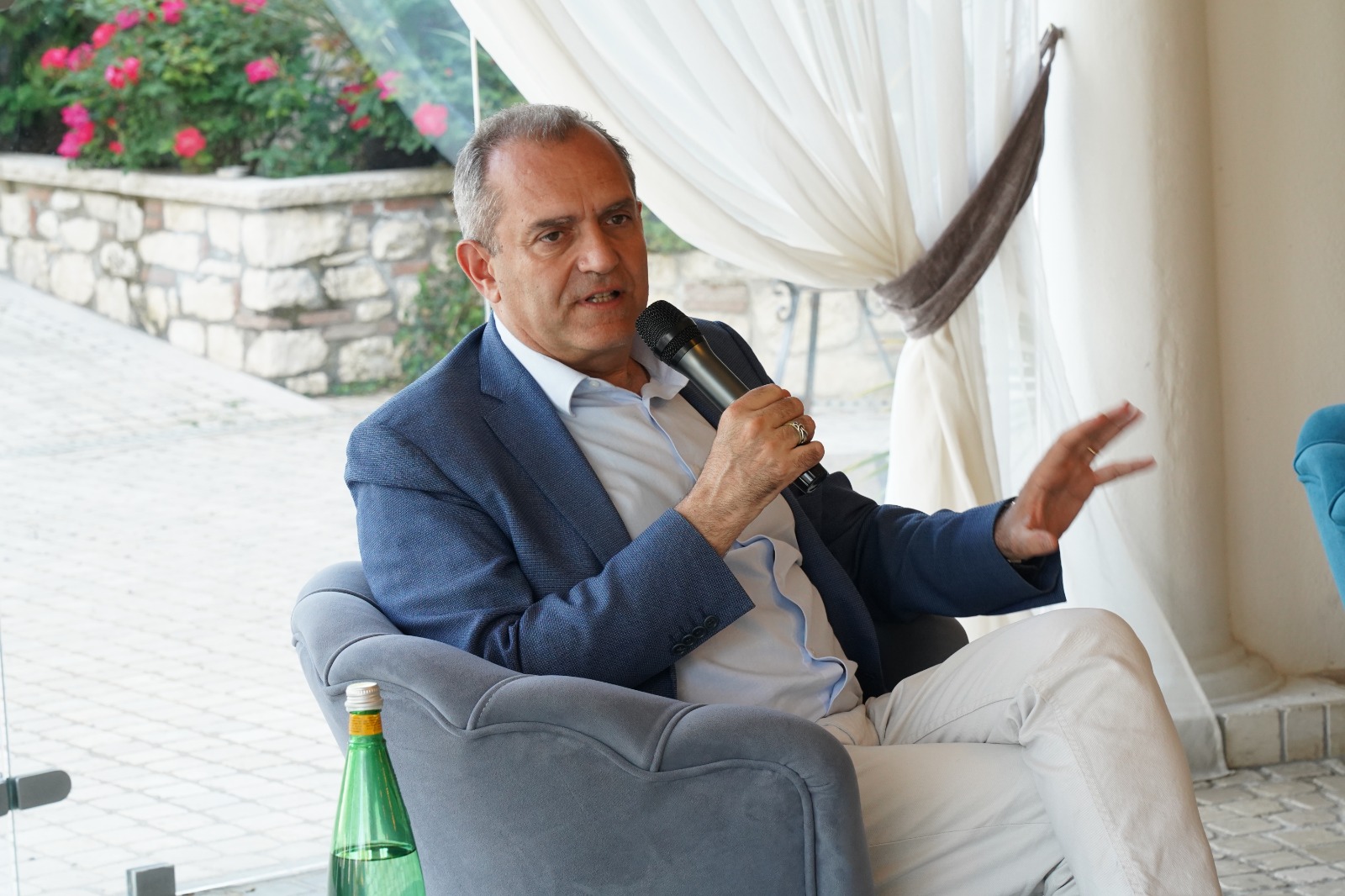 de Magistris ad Anteprima24: “Valuto le regionali ma punto al Comune” de Magistris ad Anteprima24: “Valuto le regionali ma punto al Comune”