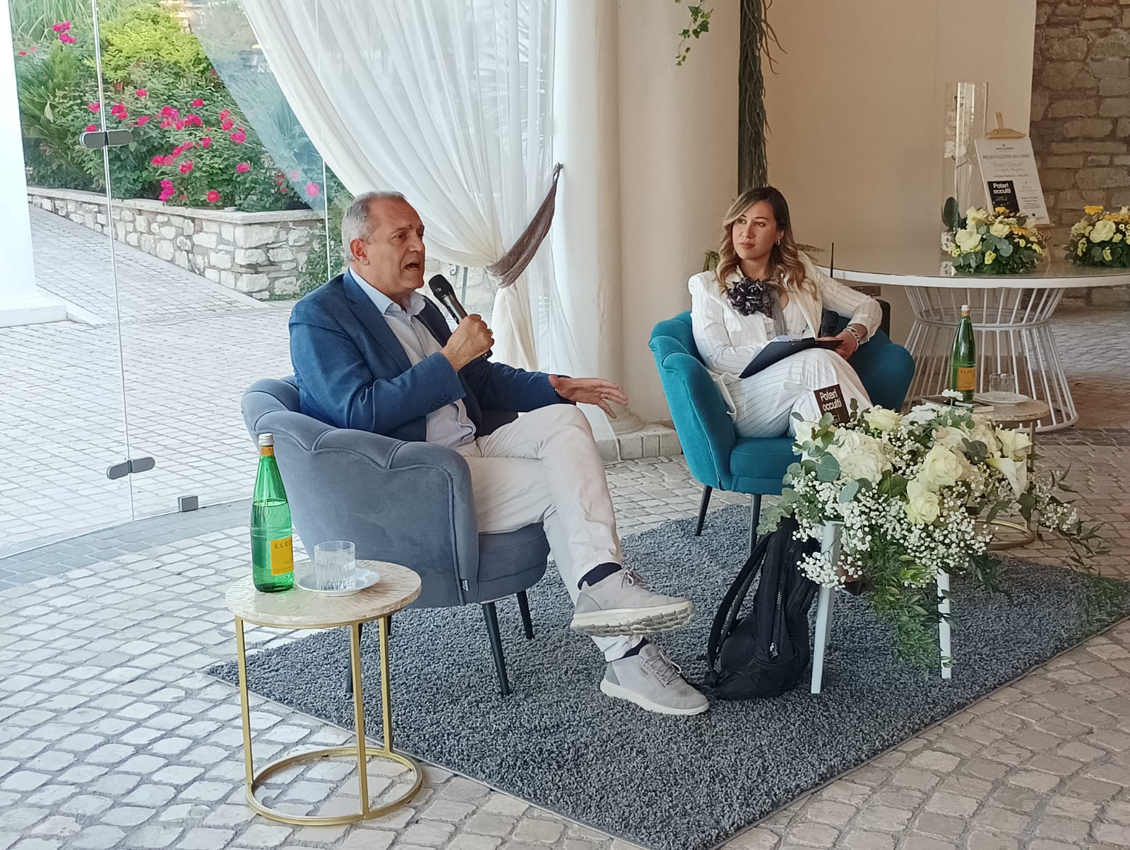 FOTO&VIDEO/ La Fortezza apre le porte alla cultura coi ‘Poteri Occulti’ di Luigi de Magistris FOTO&VIDEO/ La Fortezza apre le porte alla cultura coi ‘Poteri Occulti’ di Luigi de Magistris