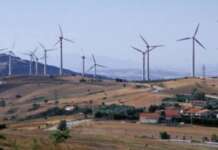 Monteverde, uno dei ‘Borghi più belli d’Italia’ invaso dalle pale eoliche