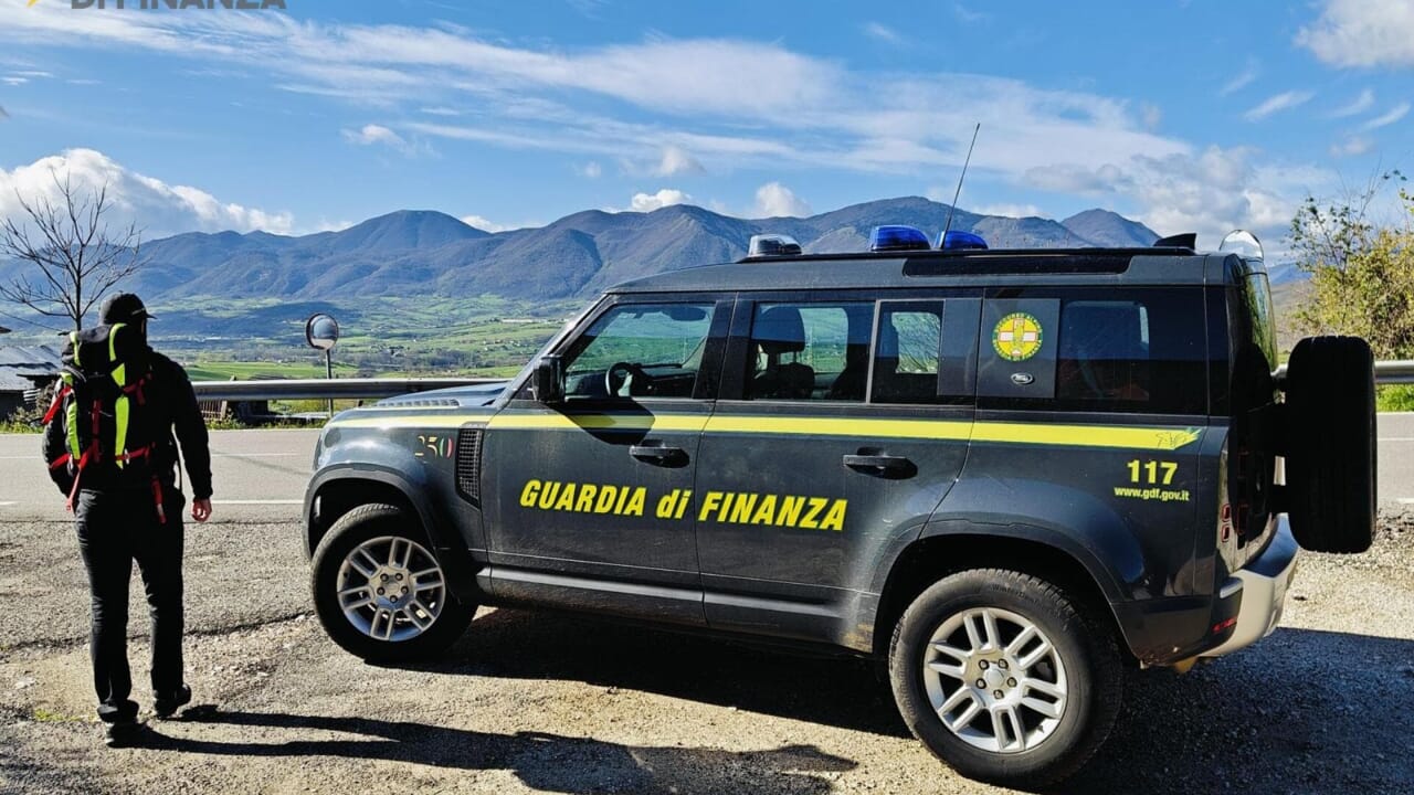Dispersi feriti da Anteprima24.it dispersi e feriti salvati dal soccorso alpino nella valle ferriere