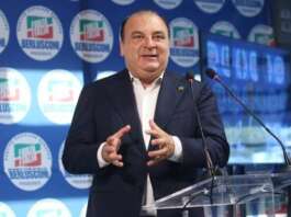 Huaweigate, l’Europarlamento revoca l’immunità di Martusciello