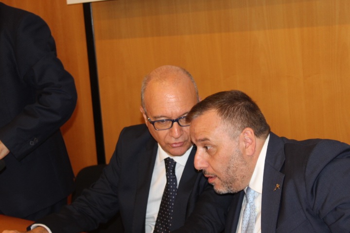 its academy a bruno il ministro valditara consegna i diplomi