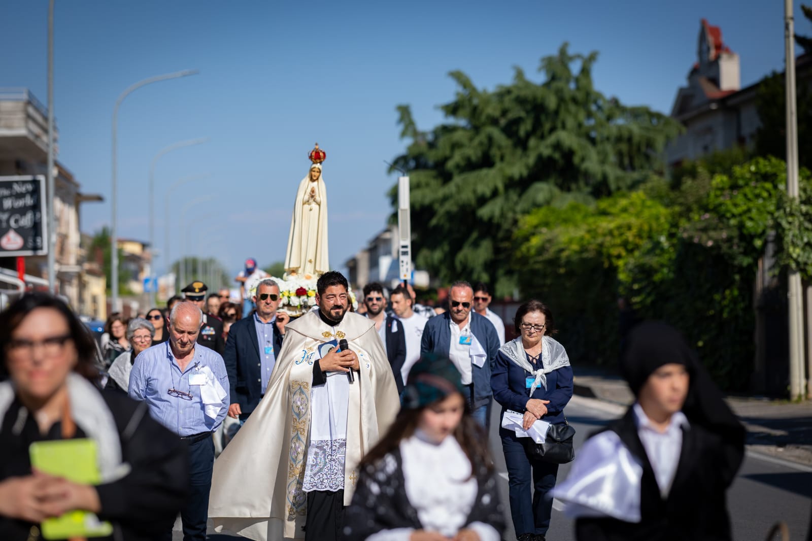 Grande festa a Santa Maria la Fossa per l’arrivo della Madonna di Fatima Grande festa a Santa Maria la Fossa per l’arrivo della Madonna di Fatima