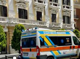 Benevento, uomo si accascia al suolo: soccorso dai sanitari