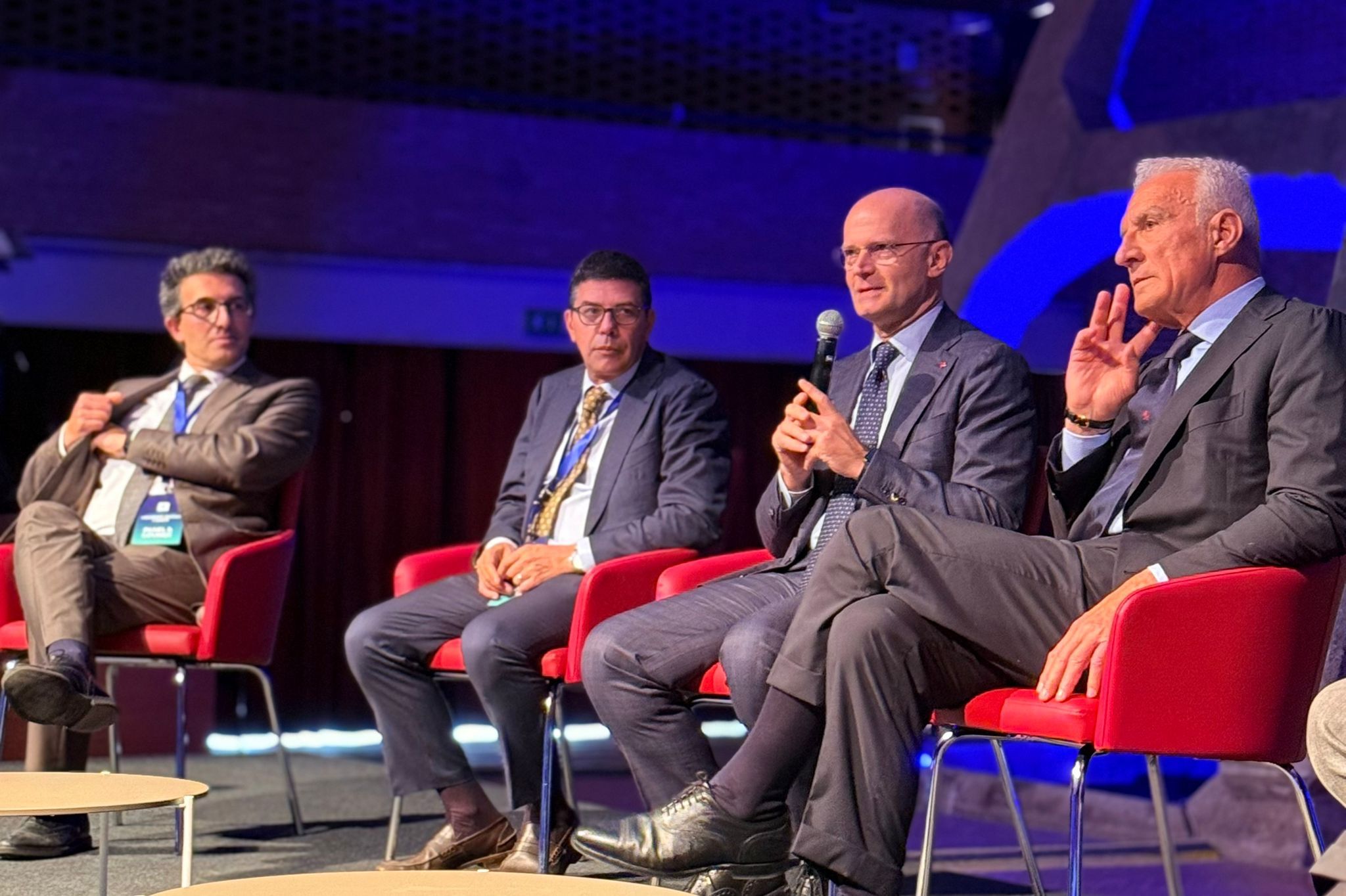 Sinfonia al centro del convegno “Umanesimo Digitale e Sanità” Sinfonia al centro del convegno “Umanesimo Digitale e Sanità”