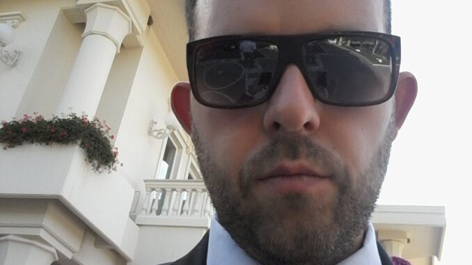 si sente male mentre lavora nel cantiere antonio muore a 38 anni