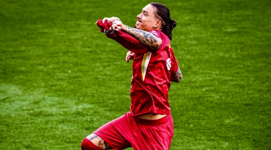 Darwin Nunez ha detto sì al Napoli: parte il pressing su Liverpool Darwin Nunez ha detto sì al Napoli: parte il pressing su Liverpool