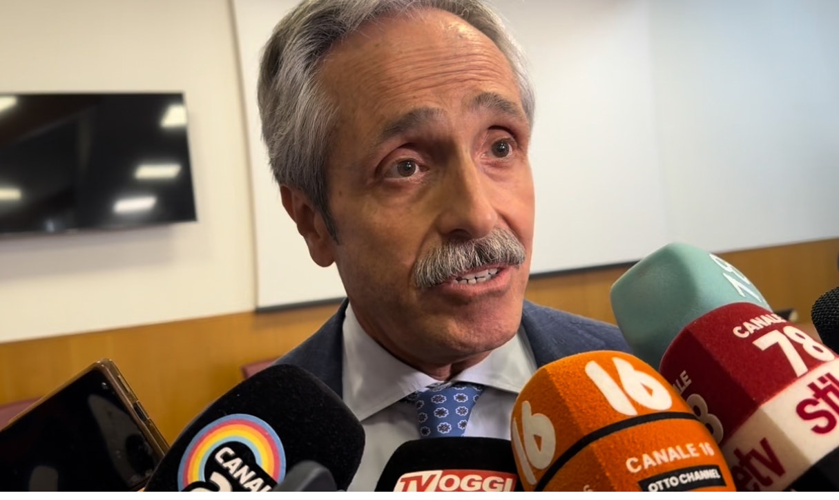 VIDEO/ A.O.U. Ruggi: dopo il Far West, “spara” D’Amato VIDEO/ A.O.U. Ruggi: dopo il Far West, “spara” D’Amato