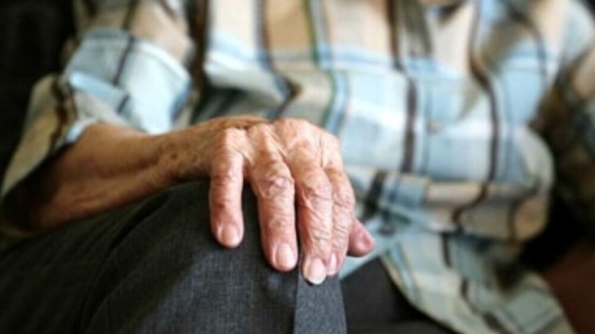 finti operatori sanitari truffano e derubano un anziano tre condanne a benevento