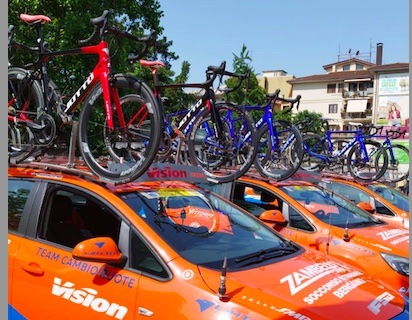 Strade irpine “maledette” per i ciclisti: caduta al “Giro Di Campania” Strade irpine “maledette” per i ciclisti: caduta al “Giro Di Campania”