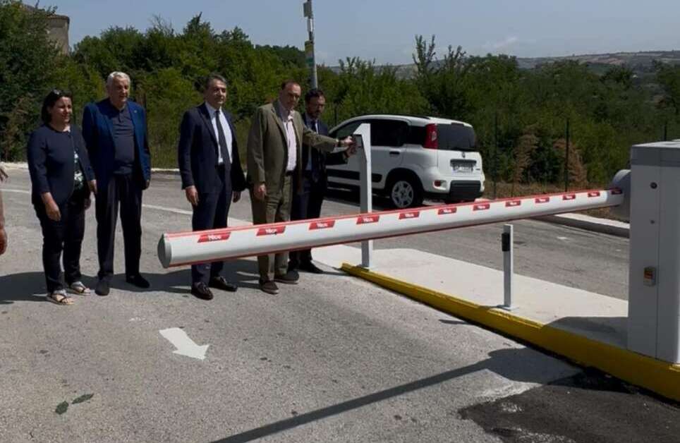 Lotta agli sversamenti abusivi, l’ecopunto di San Vitale diventa smart Lotta agli sversamenti abusivi, l’ecopunto di San Vitale diventa smart