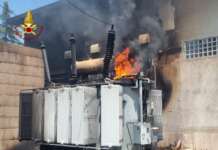 In fiamme la sottostazione elettrica: intervento dei Caschi rossi