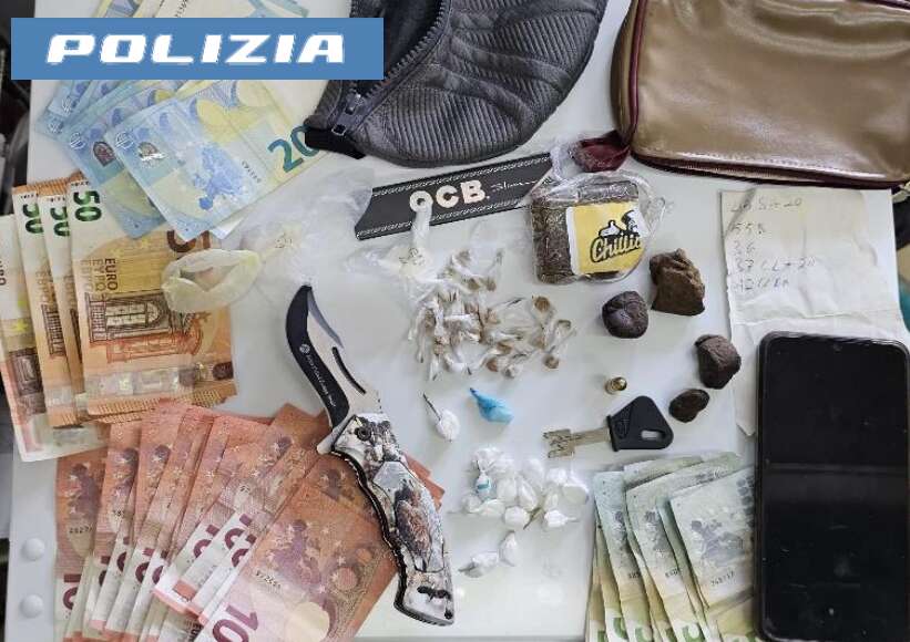 Droga e munizioni, operazione della squadra mobile: giovane spacciatore in manette Droga e munizioni, operazione della squadra mobile: giovane spacciatore in manette