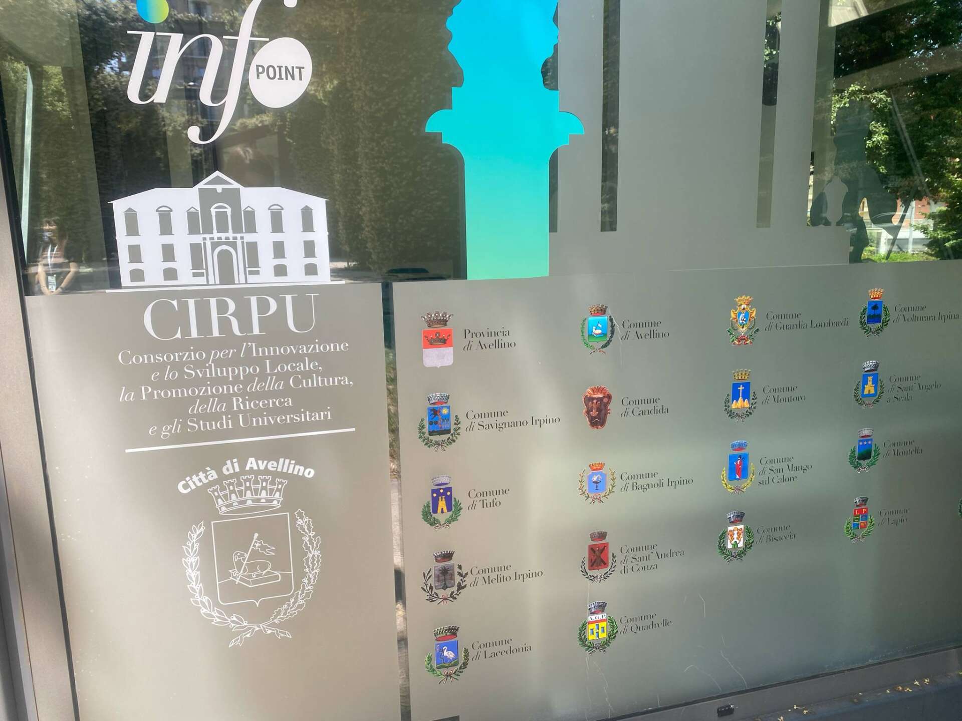 Avellino, inaugurato l’Info Point di Piazza Kennedy: “Una finestra sulla città” Avellino, inaugurato l’Info Point di Piazza Kennedy: “Una finestra sulla città”