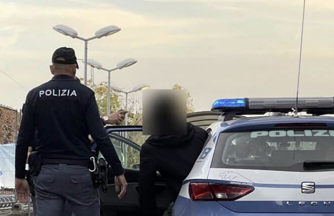 furto aggravato e rapina impropria extracomunitario espulso