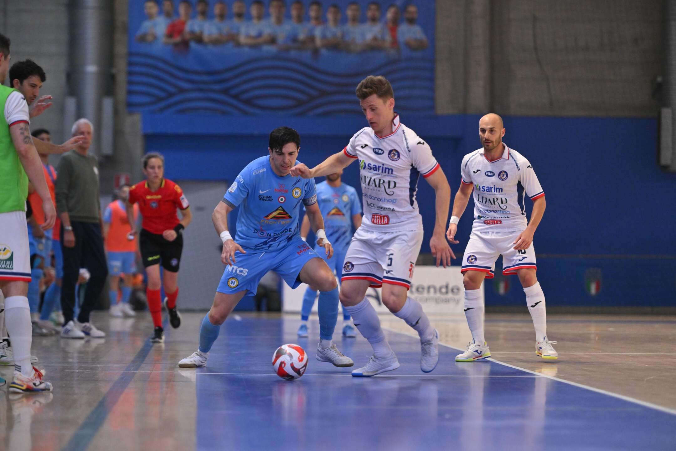 Calcio a 5, playoff scudetto: Feldi Eboli ko a Napoli, volpi costrette a vincere in gara 2 Calcio a 5, playoff scudetto: Feldi Eboli ko a Napoli, volpi costrette a vincere in gara 2