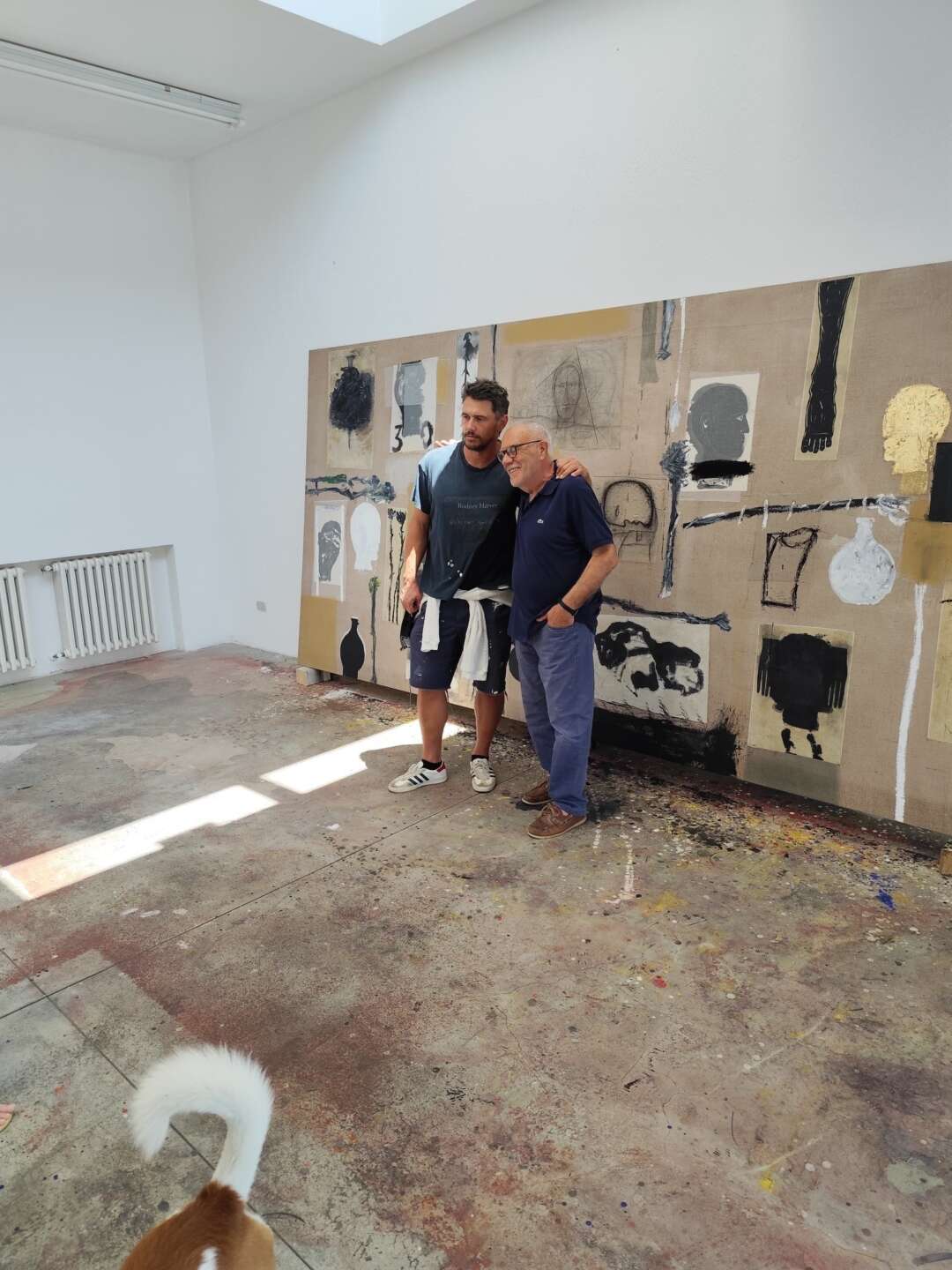 FOTO/ James Franco in visita a Paduli: ospite del maestro Mimmo Paladino FOTO/ James Franco in visita a Paduli: ospite del maestro Mimmo Paladino