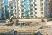 FOTO/ Scuola ‘Torre-Sala’, ripartono i lavori: ruspe di nuovo in azione