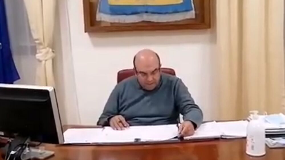 allarme furti ad andretta il sindaco convoca assemblea pubblica