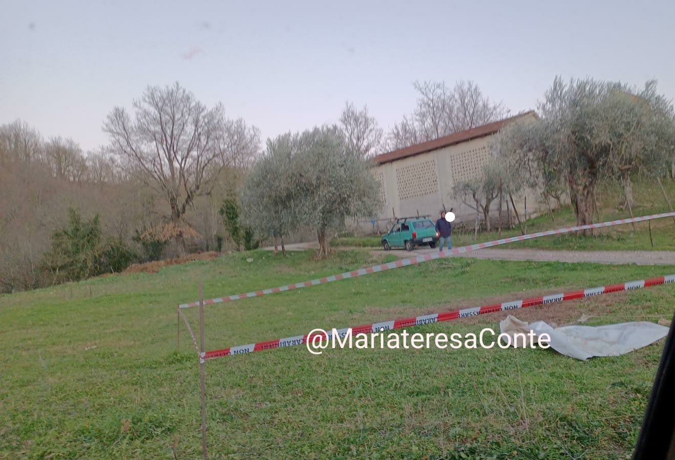 Palomonte, indiano ucciso e fatto a pezzi, in aula i carabinieri e la donna che trovò il cadavere Palomonte, indiano ucciso e fatto a pezzi, in aula i carabinieri e la donna che trovò il cadavere