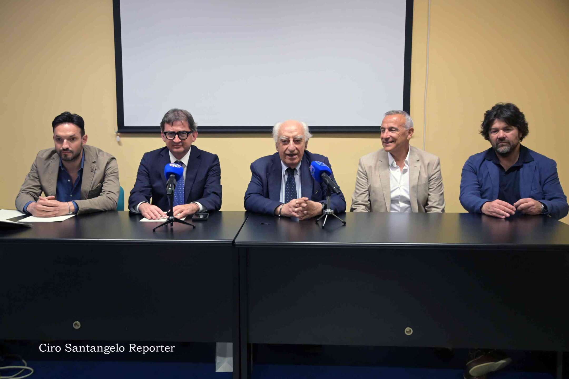 Paperdi Juvecaserta 2021, presentato il nuovo allenatore Paperdi Juvecaserta 2021, presentato il nuovo allenatore
