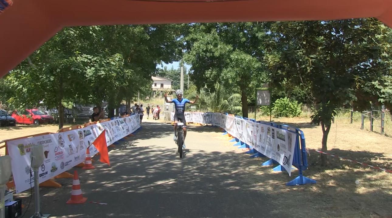 Vairano Patenora, il traguardo della MTB CSI applaude dieci campioni nazionali Vairano Patenora, il traguardo della MTB CSI applaude dieci campioni nazionali