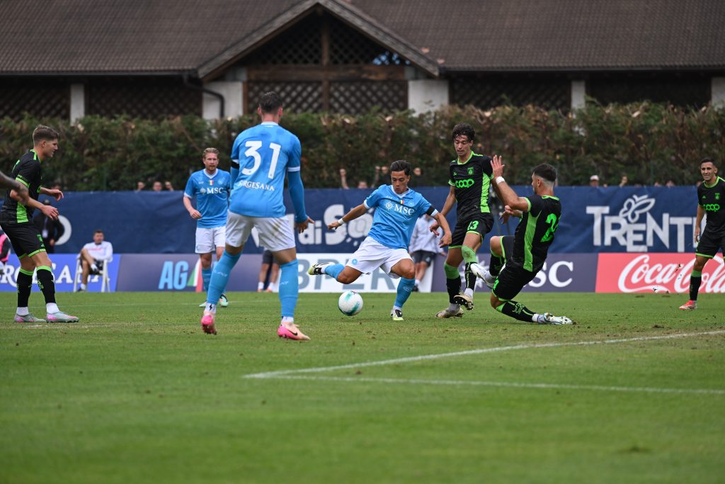 Il Napoli chiude il ritiro con una vittoria: 2 1 al Catanzaro