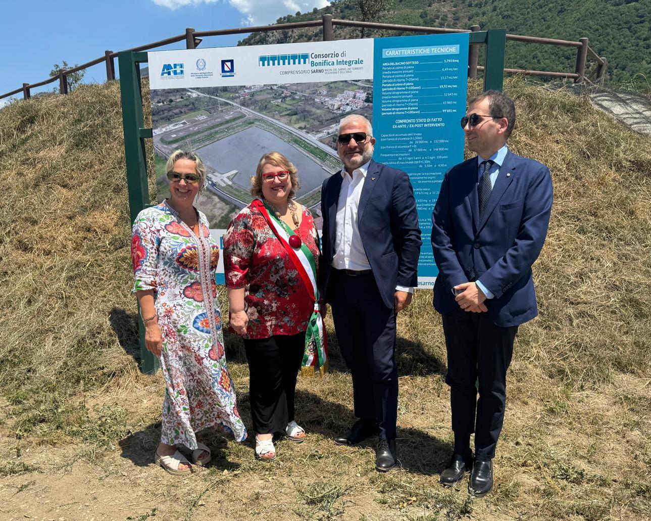 Castel San Giorgio, il sottosegretario all’Agricoltura Luigi D’Eramo in visita alla vasca Valesana Castel San Giorgio, il sottosegretario all’Agricoltura Luigi D’Eramo in visita alla vasca Valesana