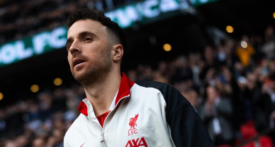 Lutto nel mondo del calcio: morto l’attaccante del Liverpool Diogo Jota 