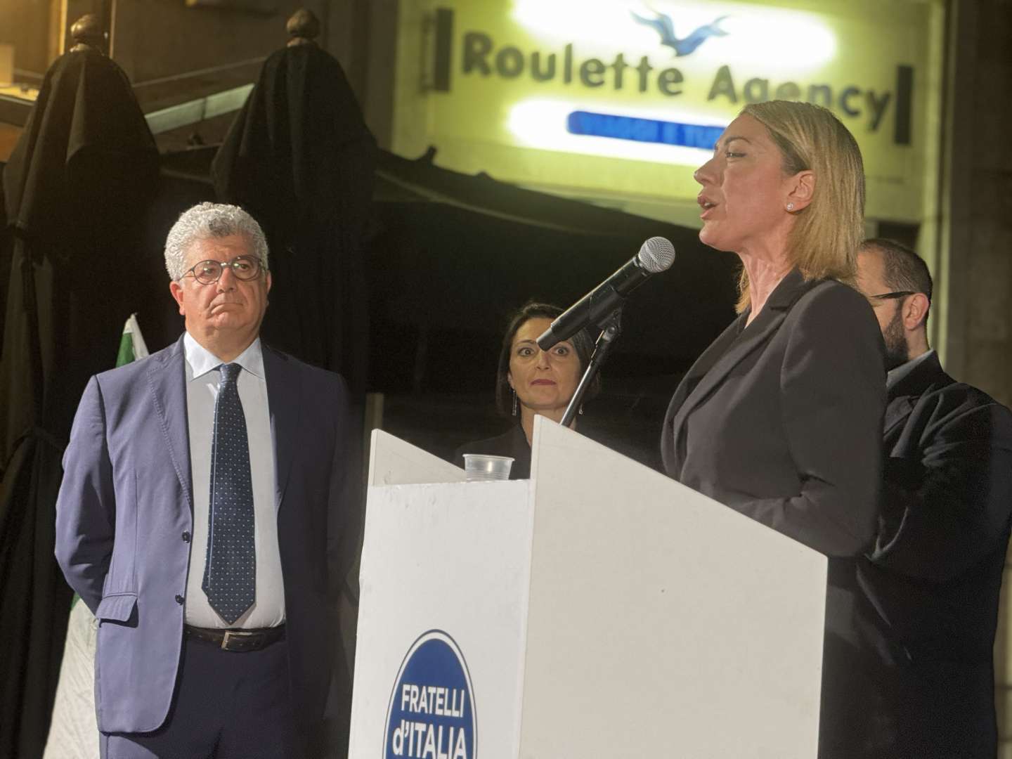 Fruncillo (FDI): “Portiamo in Campania il buon governo di Giorgia Meloni” Fruncillo (FDI): “Portiamo in Campania il buon governo di Giorgia Meloni”